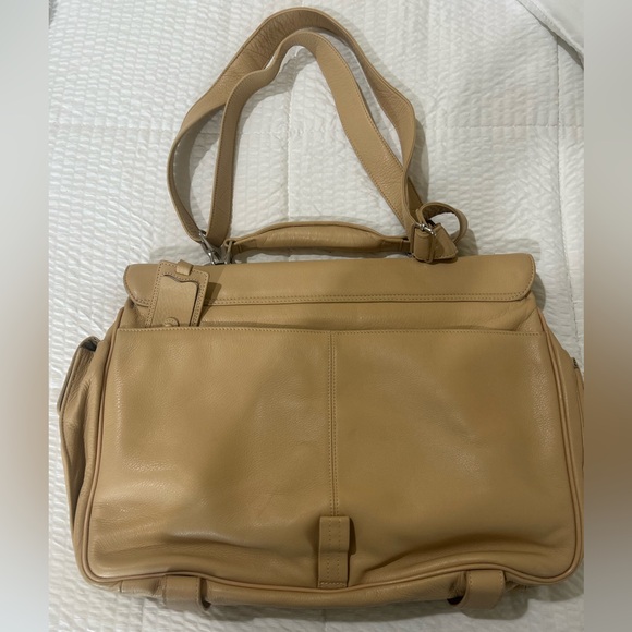 Beautiful Piquadro Italian Leather Business Bag (Unisex) - Picture 7 of 15